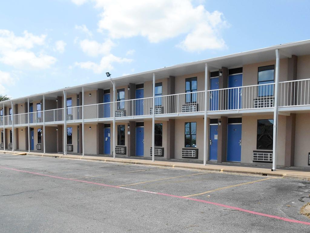Motel 6 Sherman, Tx Εξωτερικό φωτογραφία